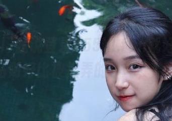 我说登录155hl.fun就好，结果这网站则好比被捉弄的小鸟，哈哈哈！