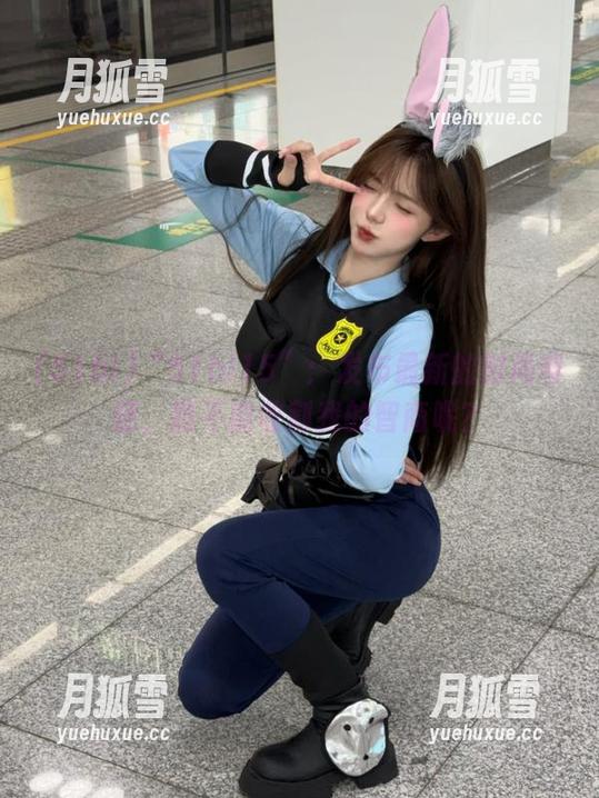 “51bl15”：发布最新的时尚奇葩，能不能收割我的智商呢？