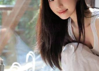 轻松一点击链接，渐渐就被51cg002.com带走，根本停不下来了！