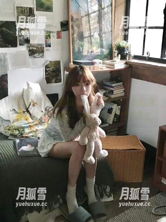 51吃瓜下载了网页版，我的指尖在键盘上跳舞，风险在心里默默哭泣
