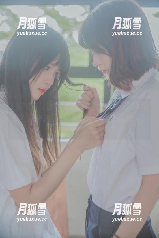 为啥网友都叫我快去下载51吃瓜？因为2025的瓜说不定能让你燃爆全场！
