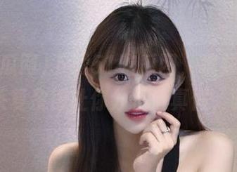 下载51吃瓜网，视频里的人物关系复杂得让你分不清真假，哈哈！