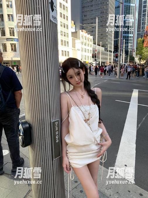 用导航偶遇718sx的超甜瓜，边吃边怀疑人生…