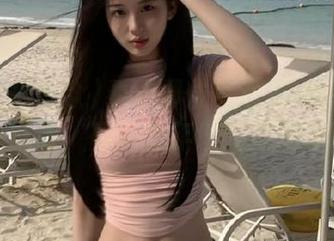 看！那位直达91吃瓜群众的小姑娘，真的是年度吃瓜冠军吧。