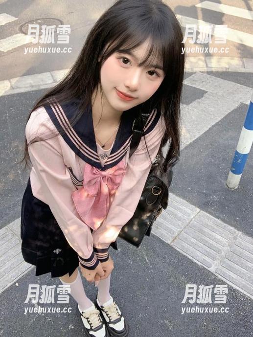91吃瓜群众 91吃瓜群众,帮你划清干戈与吃瓜的线路。