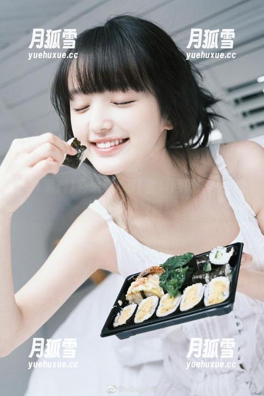 91黑料 秀恩爱?91黑料网页还不如我家小猫的日常!