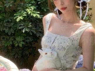 在线吃瓜助手，来www51，足不出户，瓜也能吃个不停！