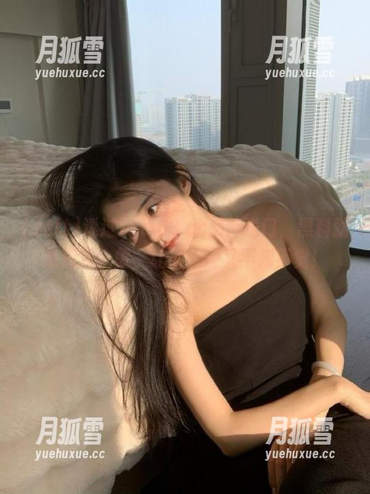 透过zztt03.ccm传送门，黑料就像细浪一般，让人上瘾又不知不觉！