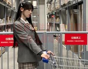 瓜群众注意！今日吃瓜频频更新，新闻儿越短越惊艳！