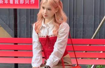 今日吃瓜51：发现身边的潜伏大瓜，瞬间让我怀疑去年都在演戏！网址活捉它！