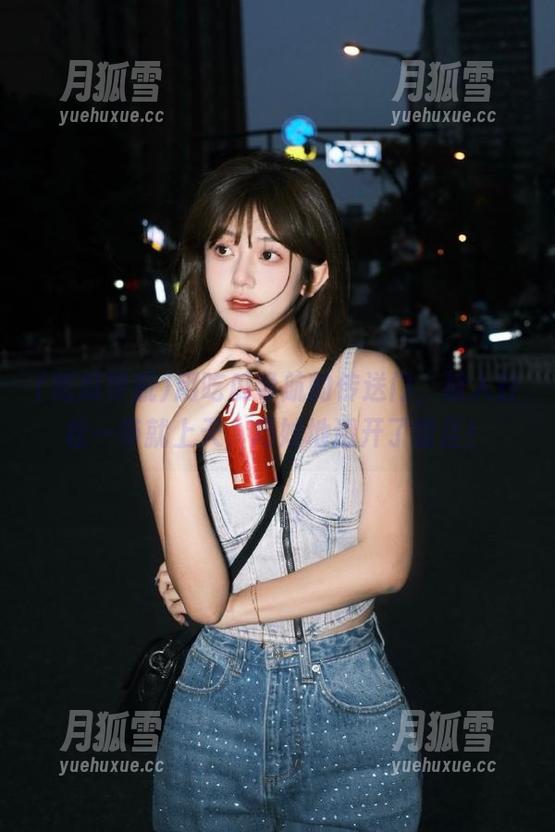 用吃瓜导航的传送门，被人轻松一带就上天，巧妙地避开了雷区！