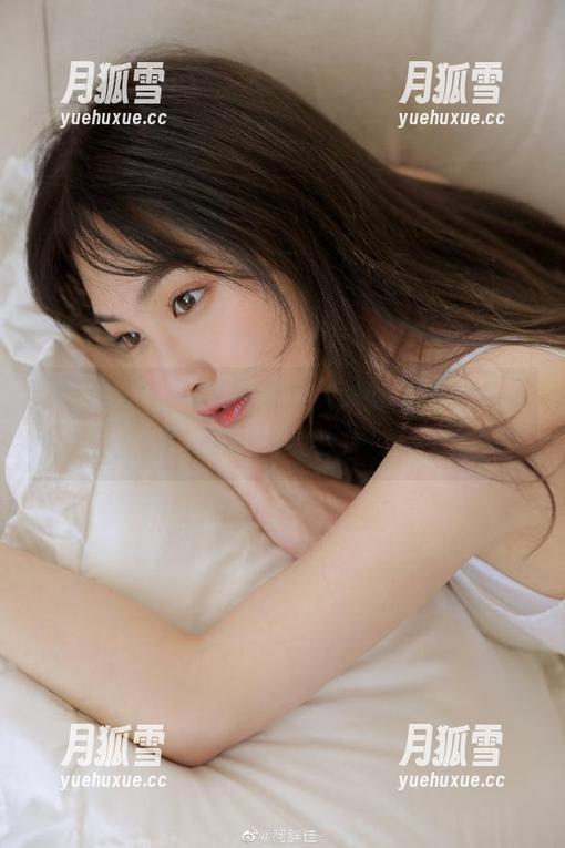 吃瓜直播：直达你的好奇心，不点都不能，对吧？