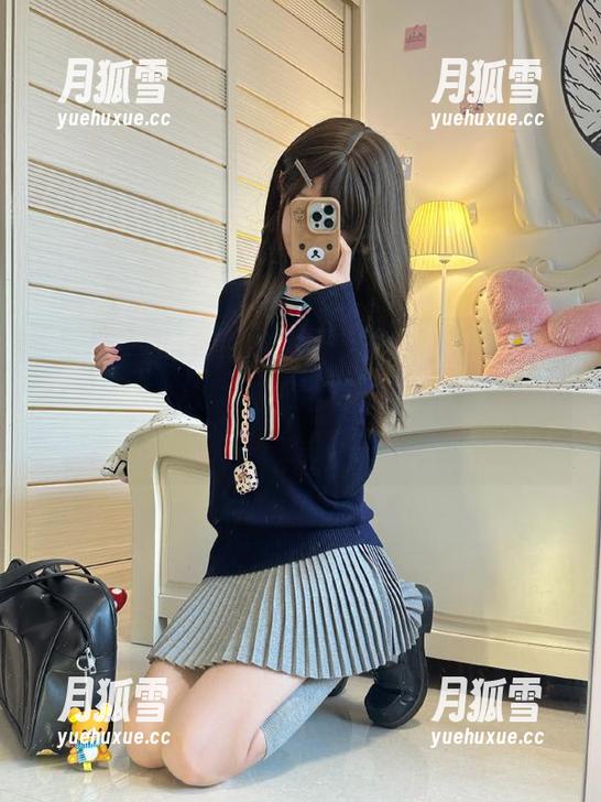 吃瓜福利 在线吃瓜福利:“今年的瓜可真香,人人都爱!”(可惜剥开后都是苦)