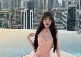刚刚看了“吃瓜网91”的热搜，感觉自己已经无敌放空，会不会不小心变成第三只眼？