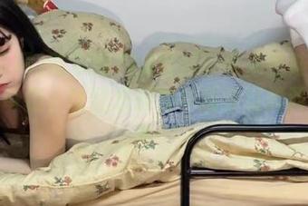 吃瓜网718官网：今天登陆验证又出奇招，让我想起那年我尝过的西瓜味道！