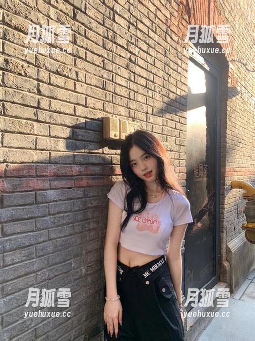 吃瓜网：线上8卦不断，快跟上今天的“脑洞大开”呀！