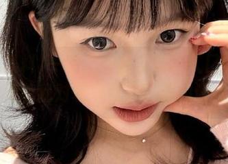 一块“明星黑料”入口的拼盘，真让我对表演圈有了新的认识。