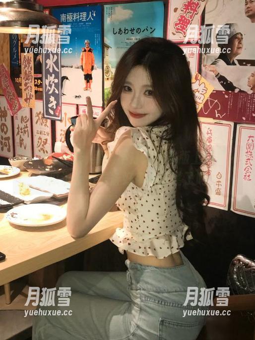 黑料不打烊苹果版上线了，吃瓜选手们准备好拿小板凳了吗？