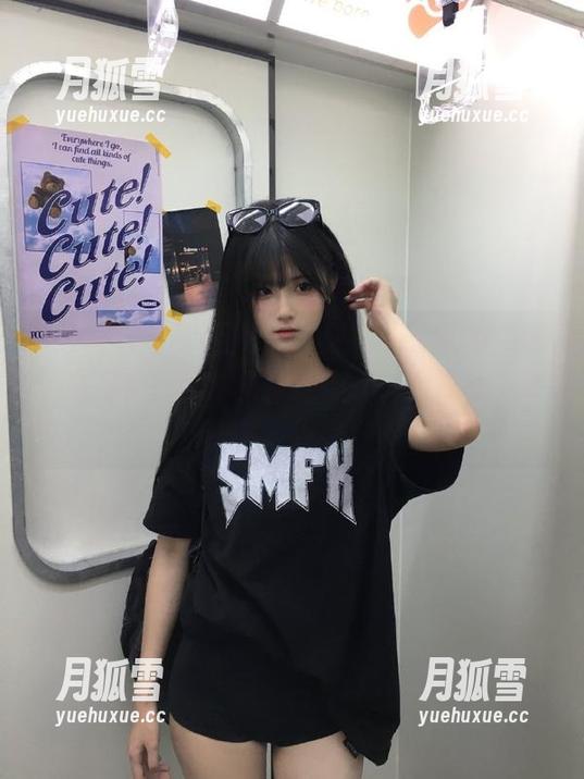 黑料吃瓜网 互联网的迷宫:如何在“黑料吃瓜网”的网页上遨游“一区二区三区”?