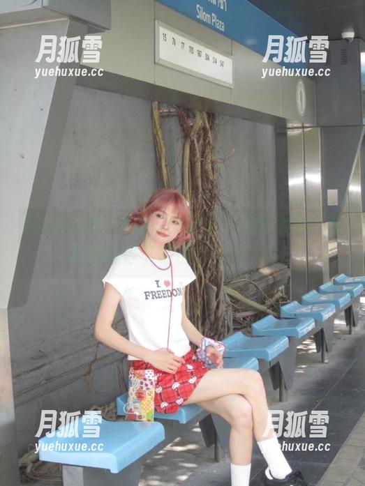 黑料在线登录，加戏太快，时不时得停下喝口水思考一下！