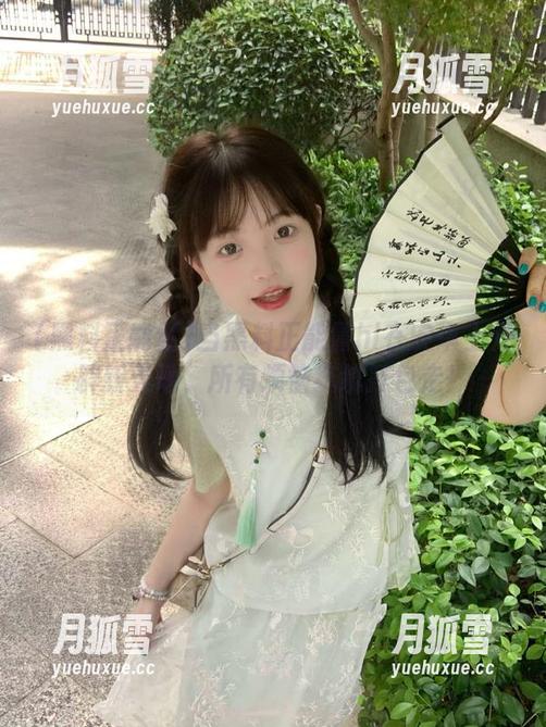 黑料正能量 当黑料正能量hl在安卓上开辟新天地,所有烦恼统统打包走!