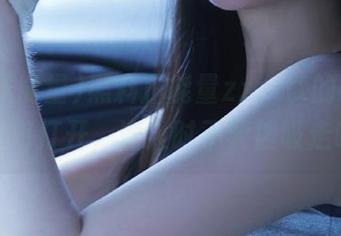 黑料正能量zzzttt的app传送门打开，潜入时不要被吸走哦