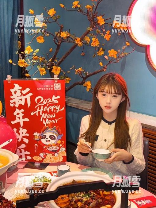 黑料社app，永久刷屏的八卦资讯，手机屏幕都快磨坏了！