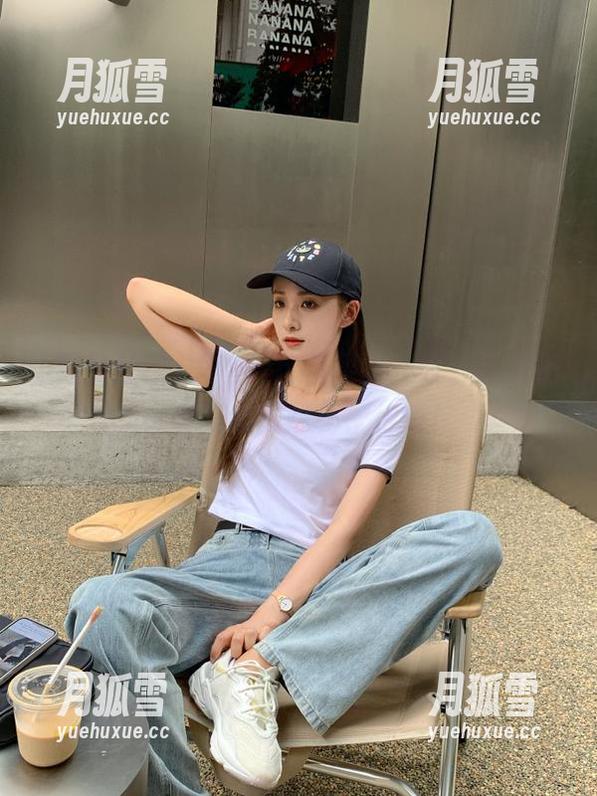 黑料社区苹果版在线，瓜皮们又在精心放送秘密传说！
