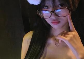 看吧，黑料网晚上继续不打烊，咱们就继续追飞了，哈哈。